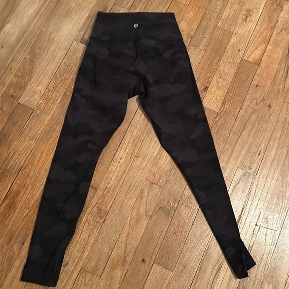 Lululemon cameo leggings wunder under (size 4) - Picture 1 of 1